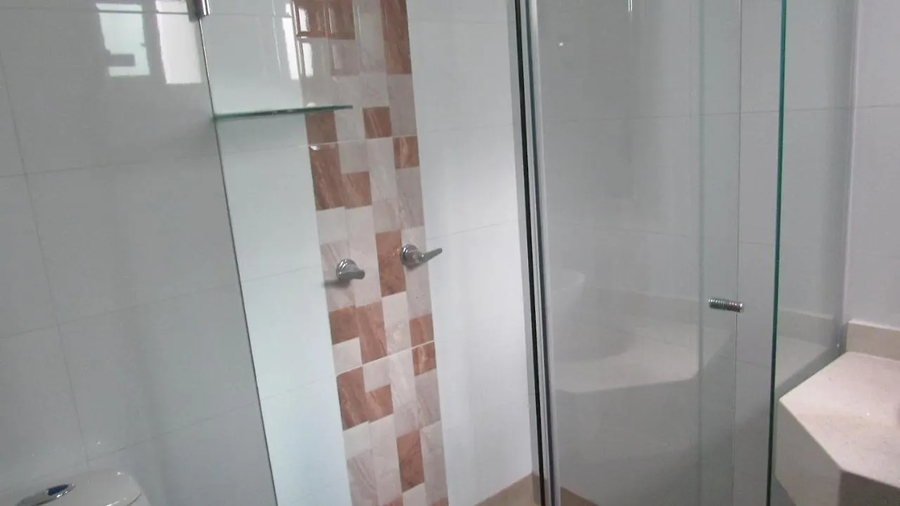 בארנקווילה Apartaestudios Lagos 0*,
